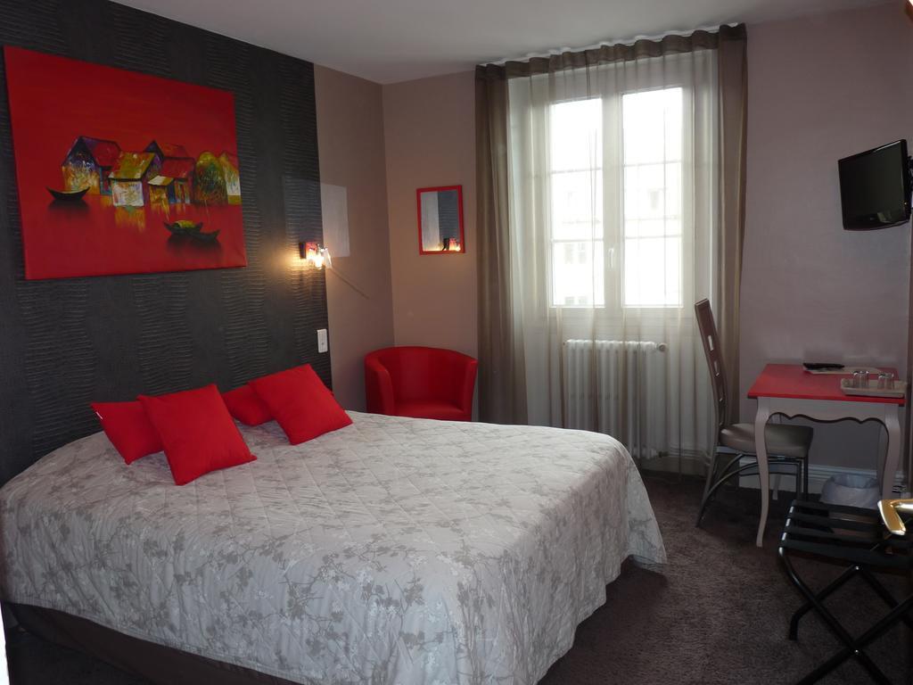 Hotel Patton Avranches Bagian luar foto