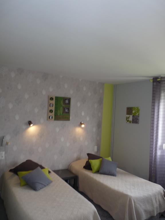 Hotel Patton Avranches Bagian luar foto
