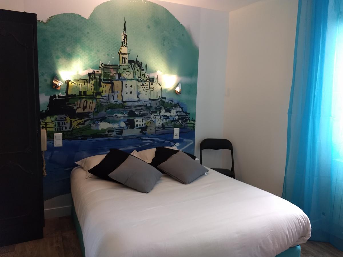 Hotel Patton Avranches Bagian luar foto